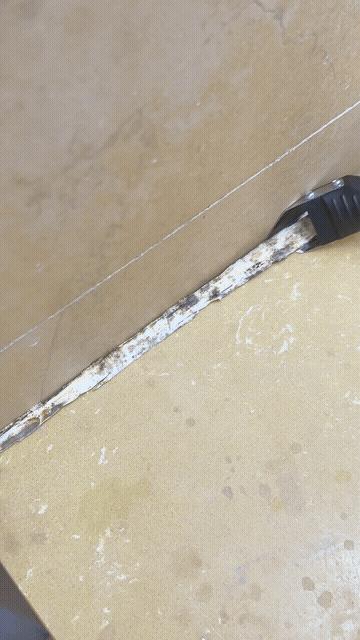 CaulkSmooth Silicone Caulking Tool